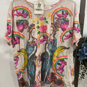 Magnolia Pearl Multicolor Graphic Tee (item 15.10)